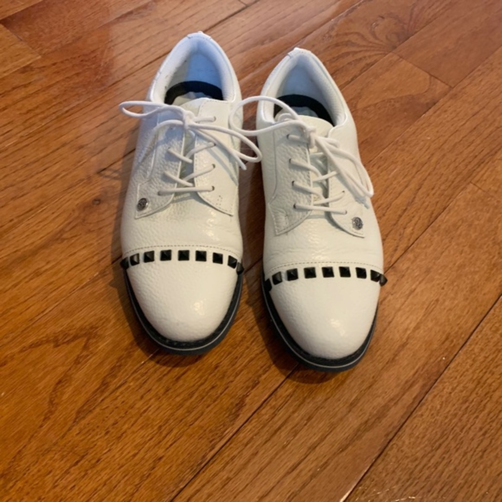 G Fore White/Black Studded Golf Shoes sz 8.5